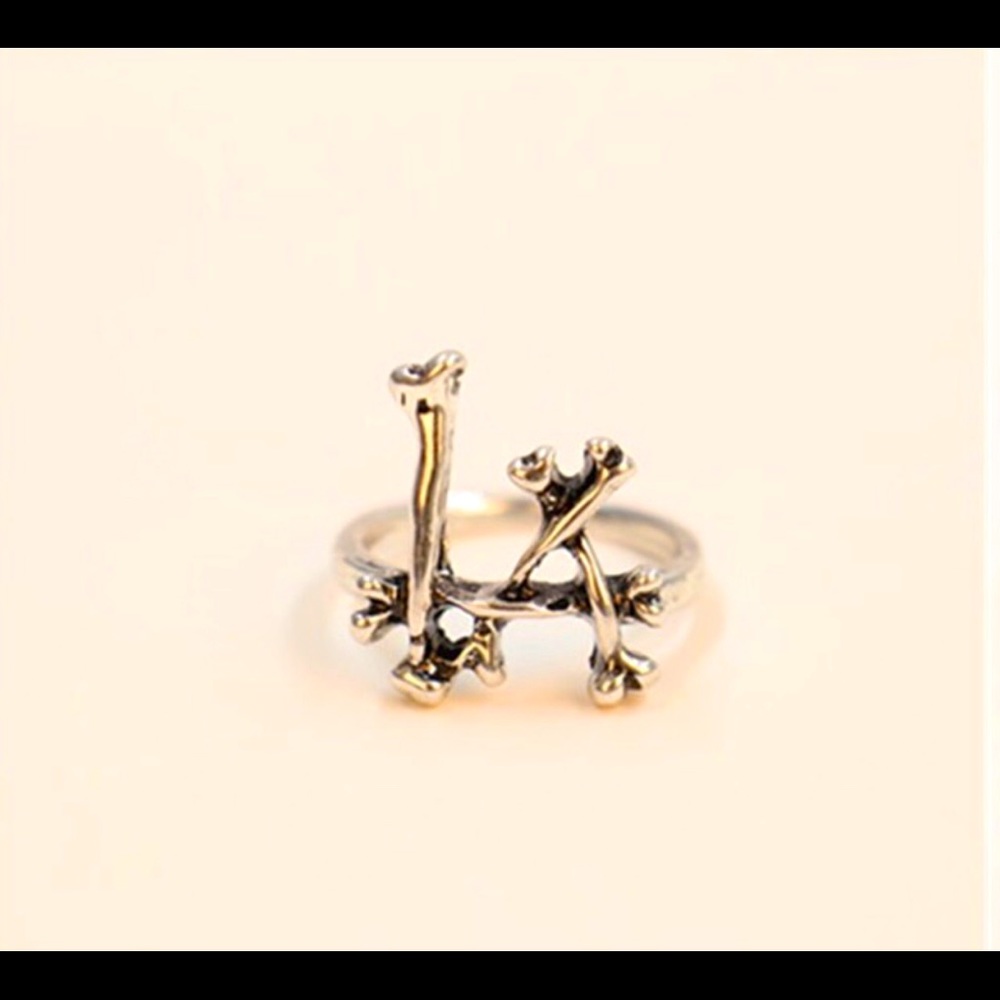 Antique Vibe Bones LA Ring size 7.5